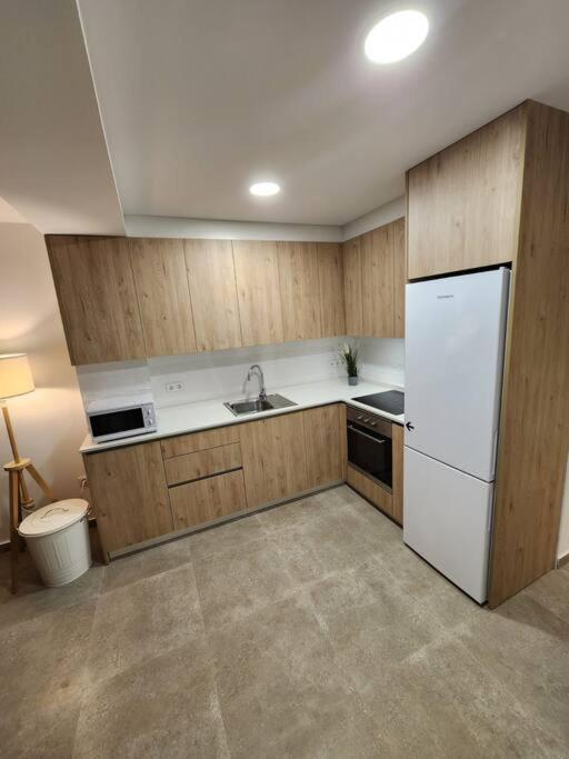 Piso De Diseno Elcheアパートメント エクステリア 写真