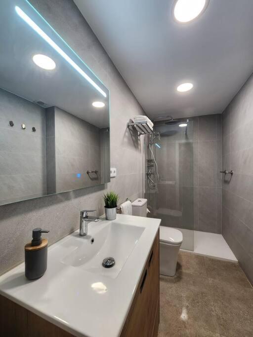 Piso De Diseno Elcheアパートメント エクステリア 写真