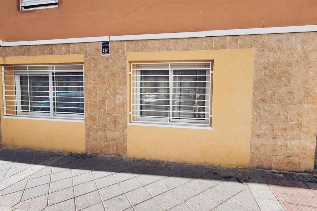 Piso De Diseno Elcheアパートメント エクステリア 写真